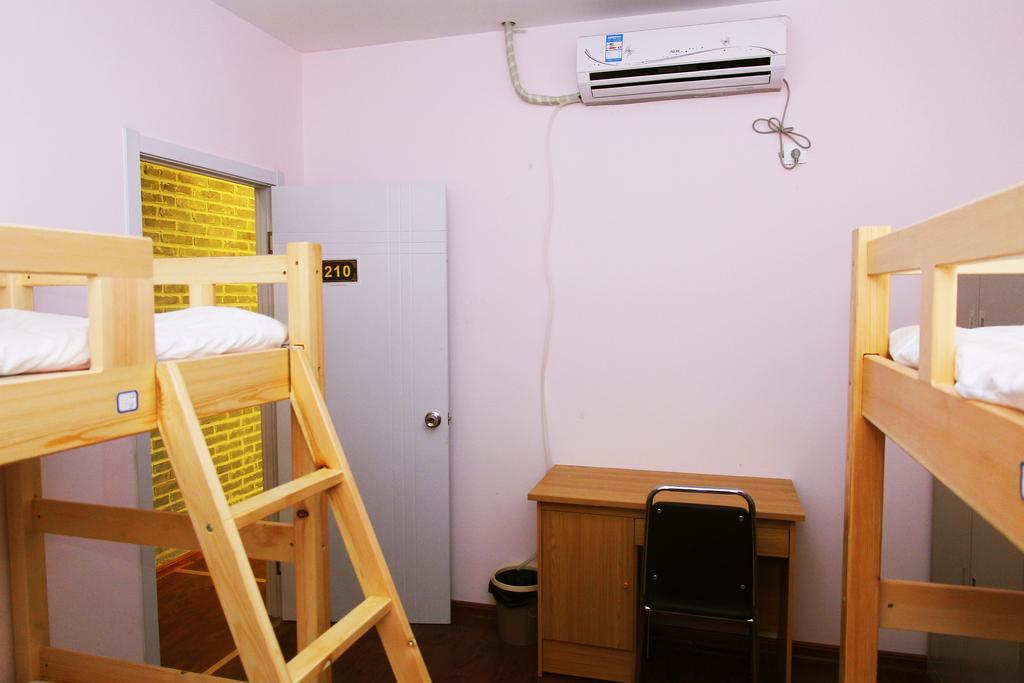 ג'ינאן 798 International Youth Hostel חדר תמונה